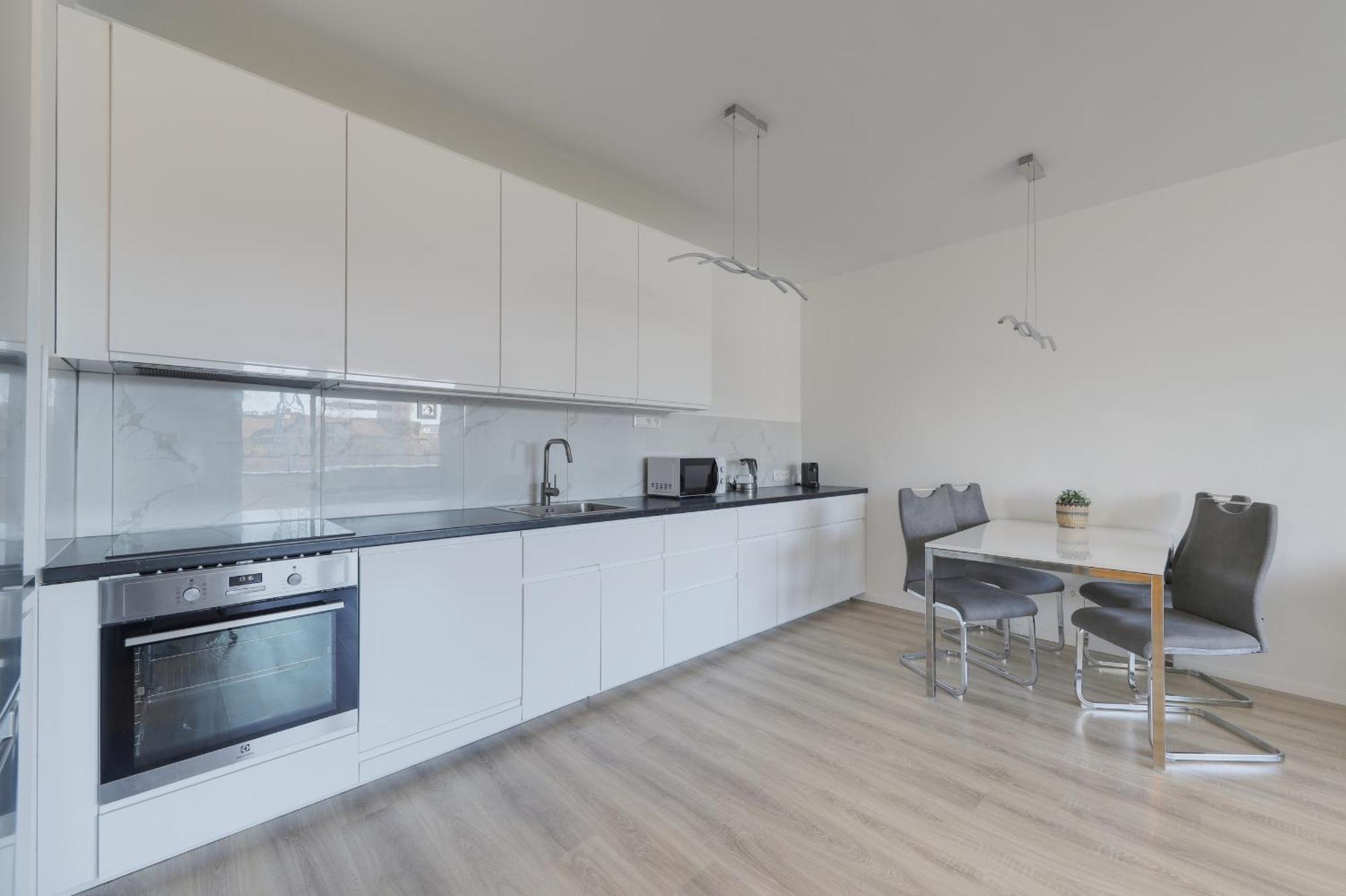 Bazova Apartment With Free Parking Bratislava Esterno foto