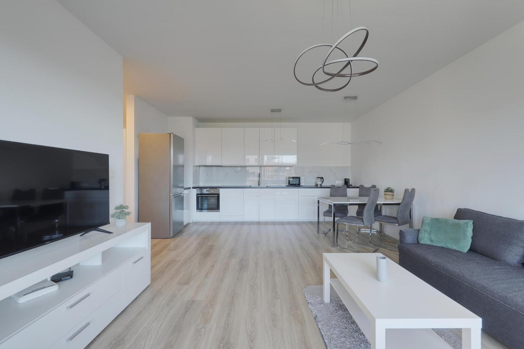 Bazova Apartment With Free Parking Bratislava Esterno foto