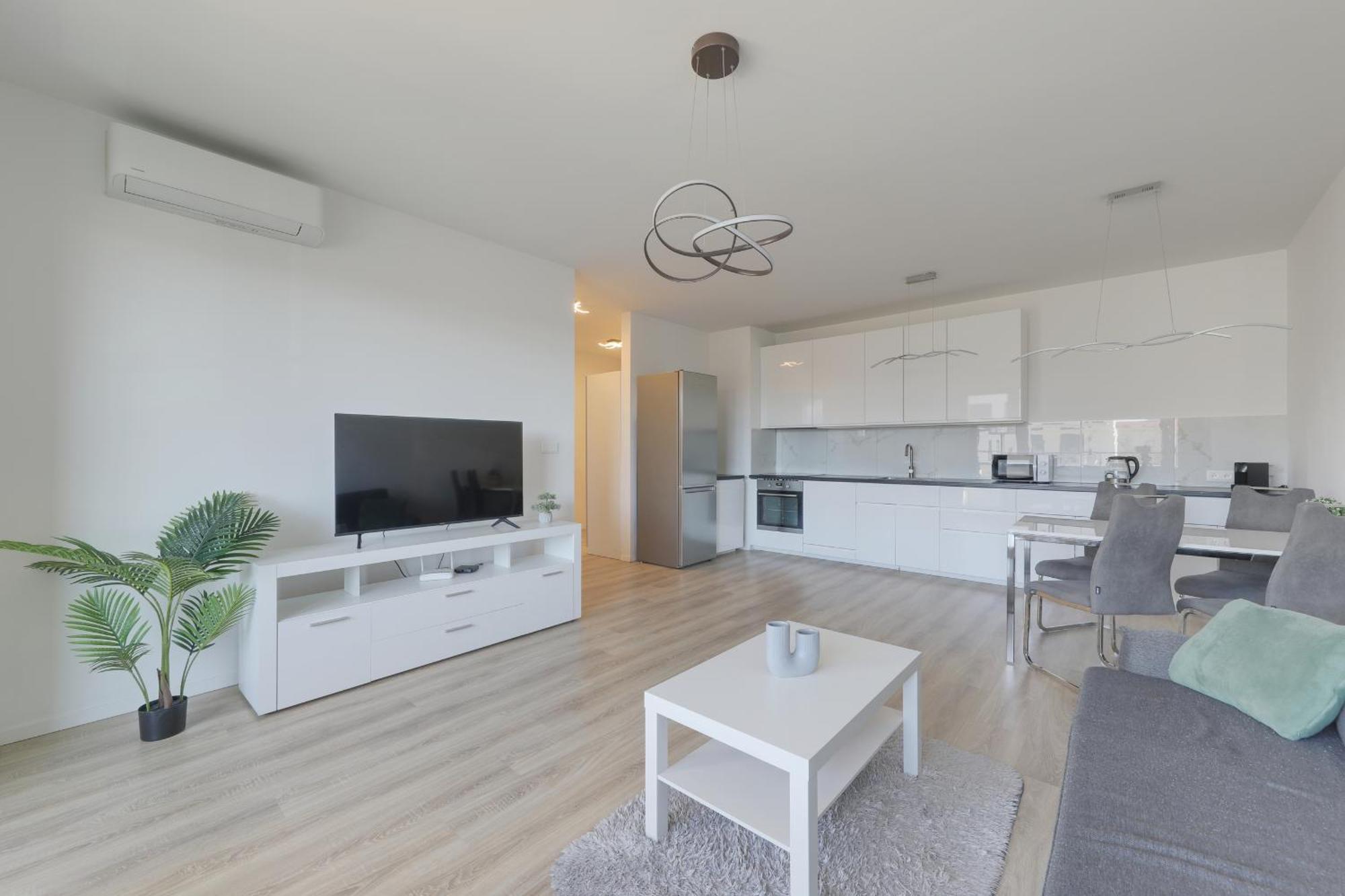 Bazova Apartment With Free Parking Bratislava Esterno foto